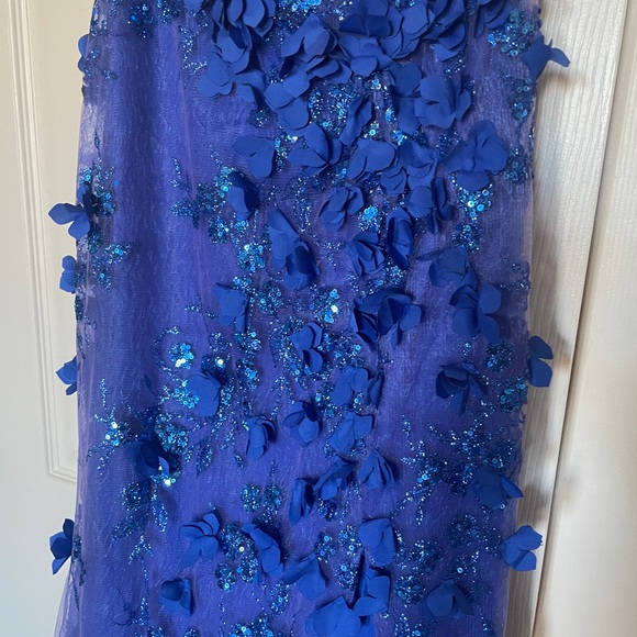 Cinderella Divine CD2164 Gown - Picture 5 of 8